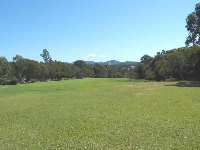 11 Wirree Drive, Ocean Shores NSW 2483