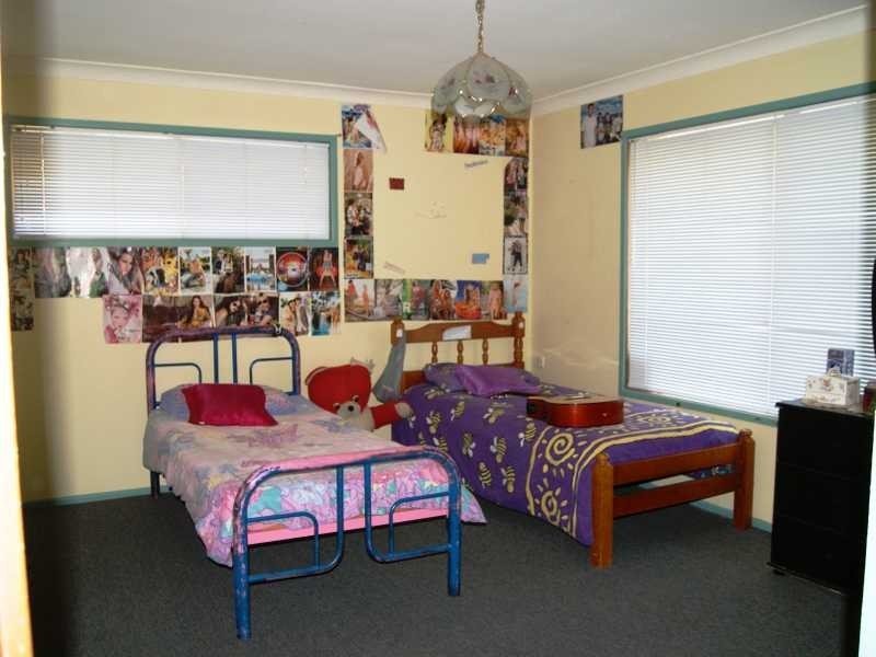 11 Wirree Drive, Ocean Shores NSW 2483