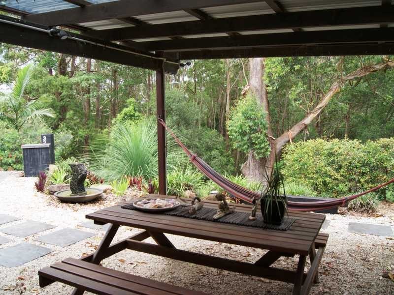 25 Flinders Way, Ocean Shores NSW 2483