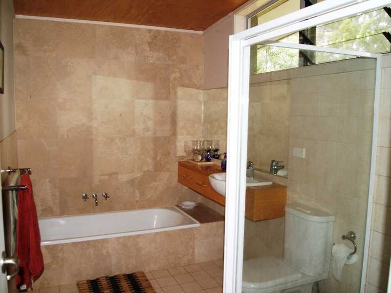 25 Flinders Way, Ocean Shores NSW 2483