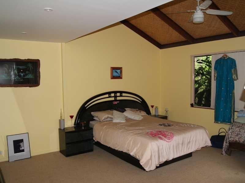 1/32 Rajah Road, Ocean Shores NSW 2483