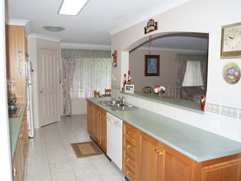 2 Bian Court, Ocean Shores NSW 2483