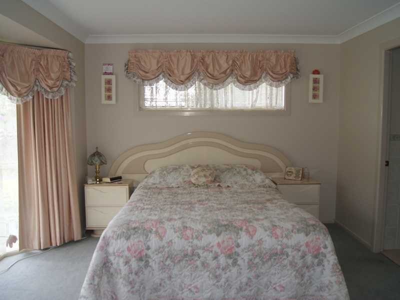 2 Bian Court, Ocean Shores NSW 2483