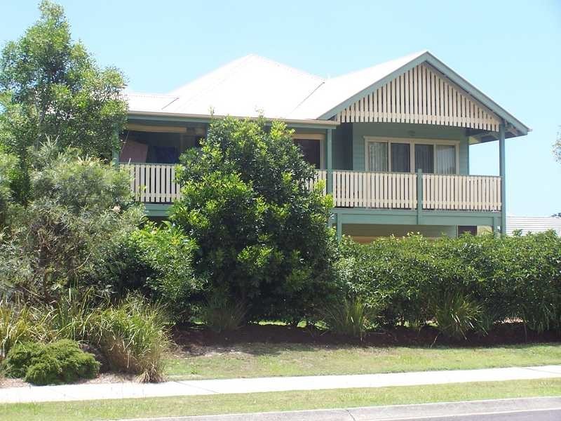 13 Rangal Road, Ocean Shores NSW 2483