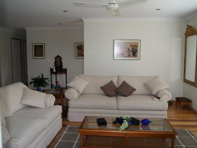 12 Rajah Road, Ocean Shores NSW 2483