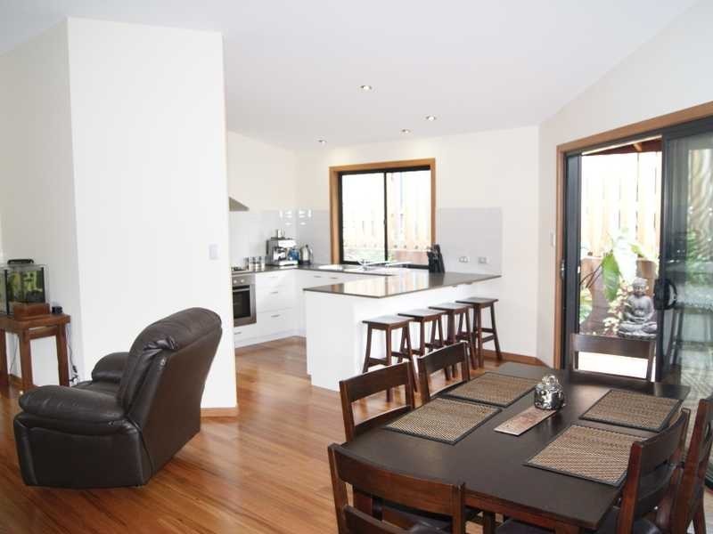 7 Shara Boulevarde, Ocean Shores NSW 2483
