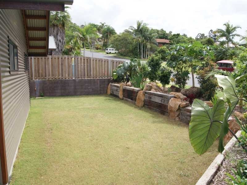 7 Shara Boulevarde, Ocean Shores NSW 2483