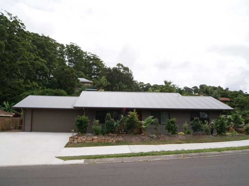 7 Shara Boulevarde, Ocean Shores NSW 2483