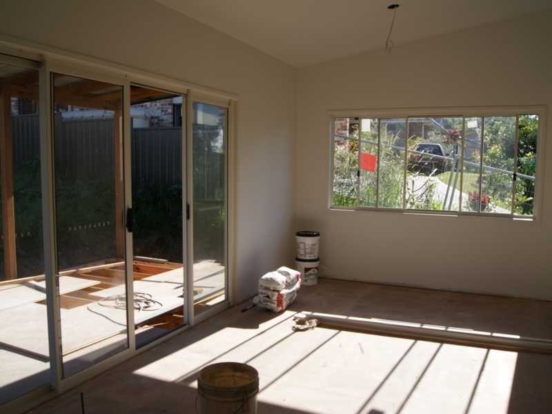 2 Palmer Avenue, Ocean Shores NSW 2483