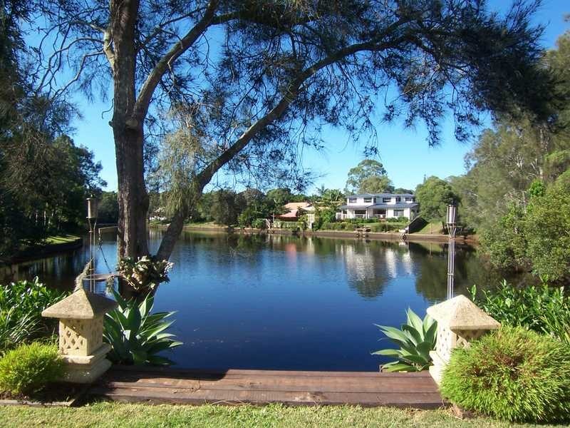 30 Natan Court, Ocean Shores NSW 2483