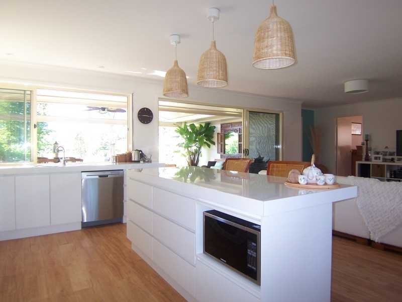 30 Natan Court, Ocean Shores NSW 2483