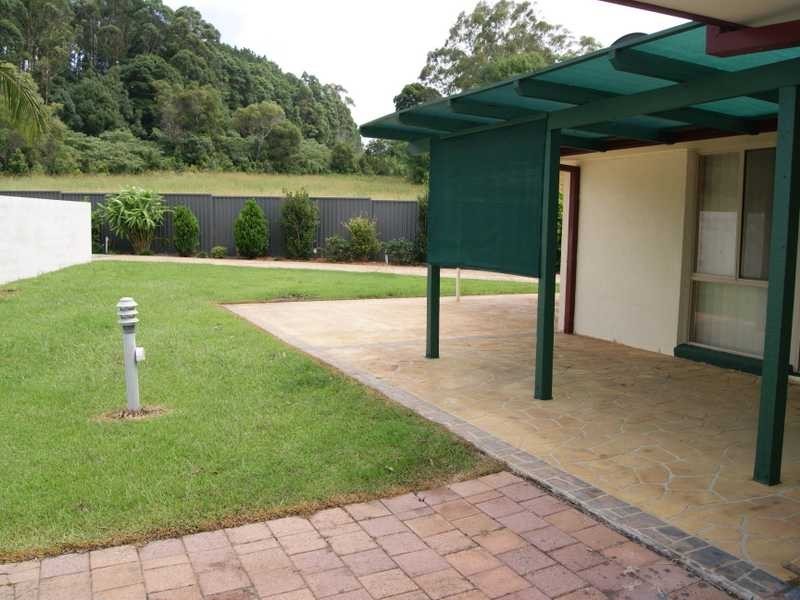 1 Kulgun Court, Ocean Shores NSW 2483