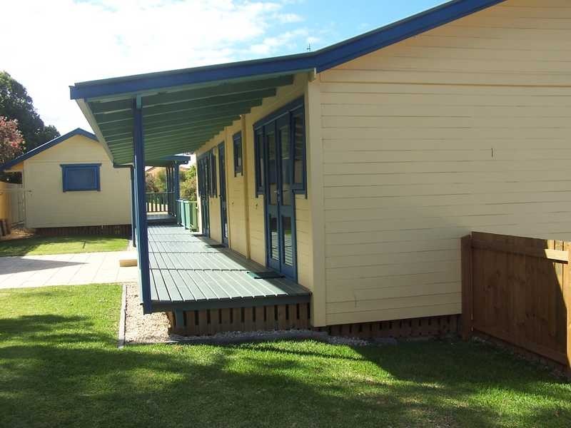 4 Jarrah Crescent, Ocean Shores NSW 2483