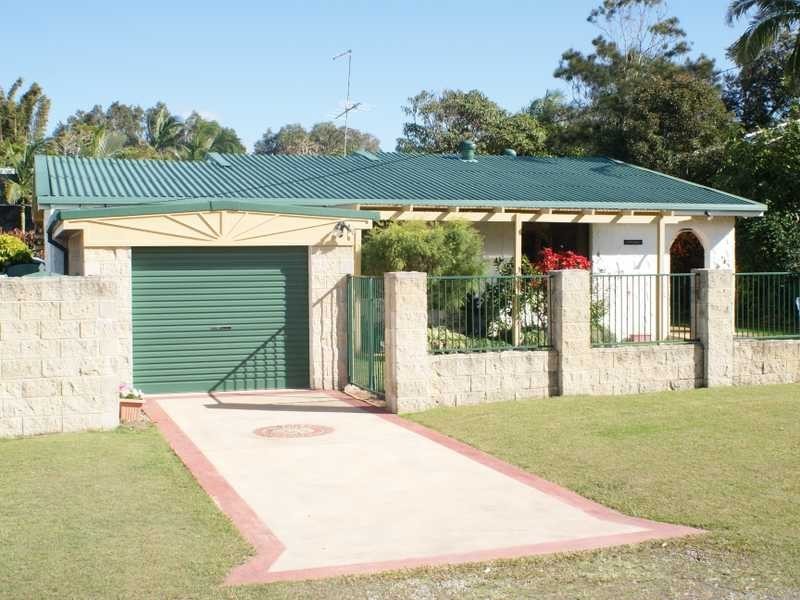 20 Beach Avenue, South Golden Beach NSW 2483