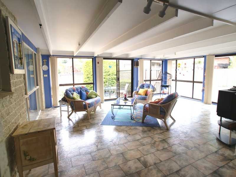 7 Narrogal Court, Ocean Shores NSW 2483