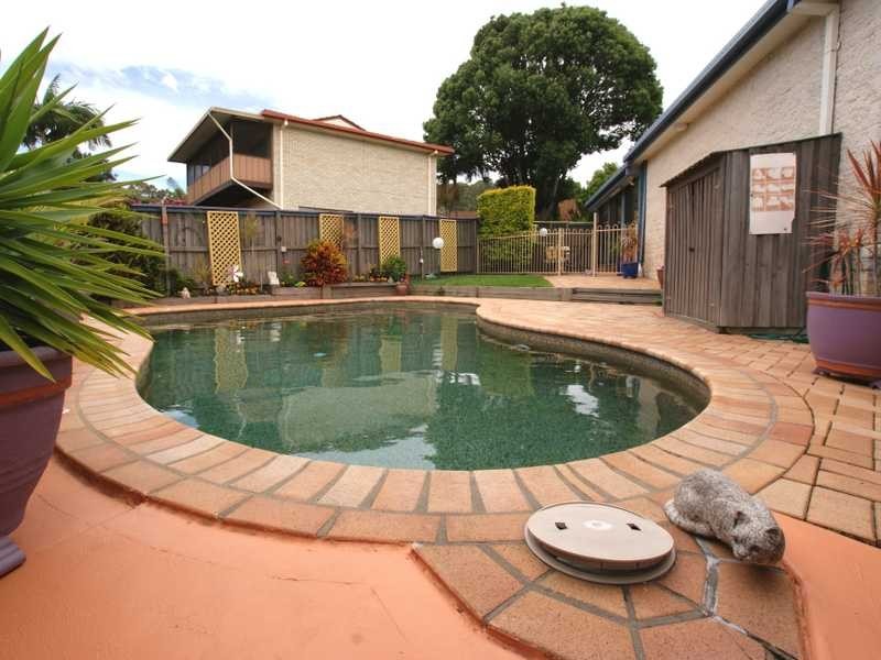 7 Narrogal Court, Ocean Shores NSW 2483