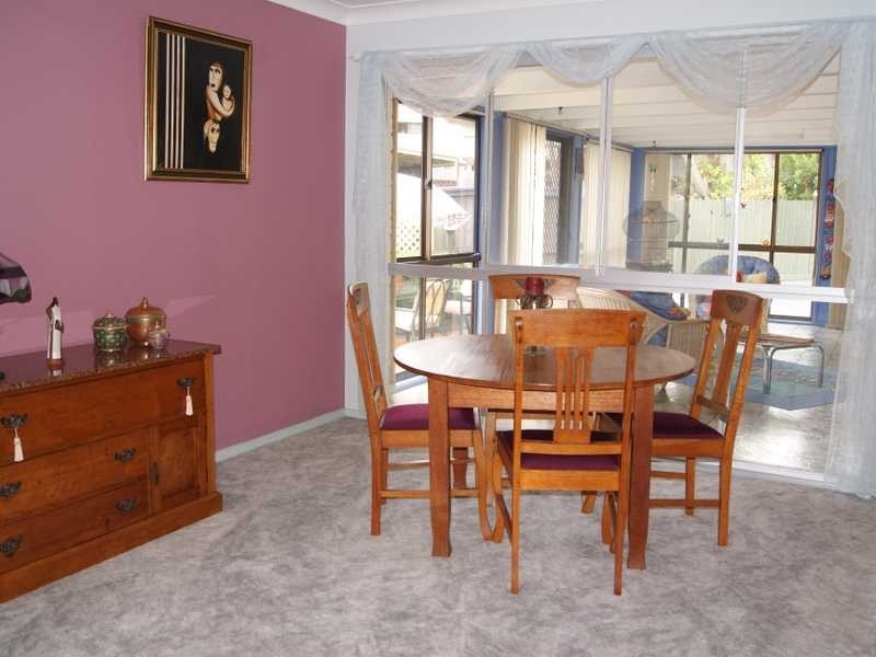 7 Narrogal Court, Ocean Shores NSW 2483