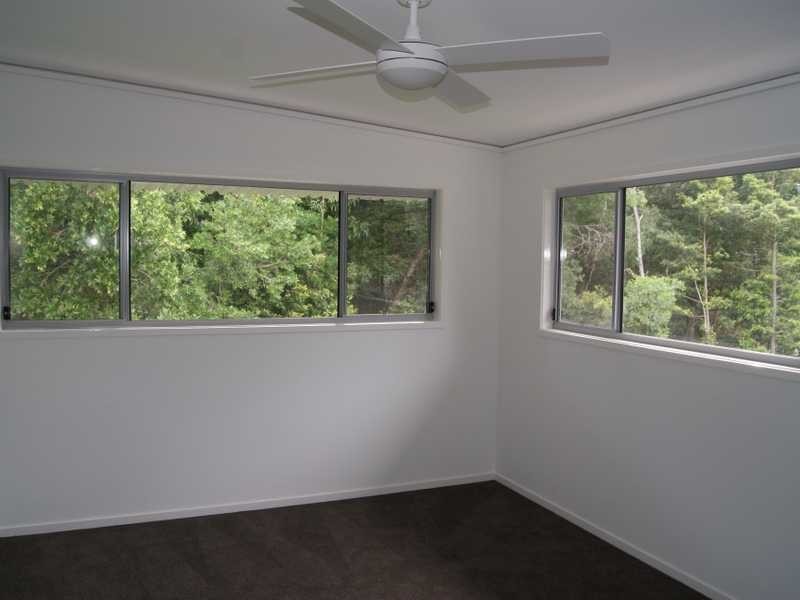 2/16 Boondoon Crescent, Ocean Shores NSW 2483