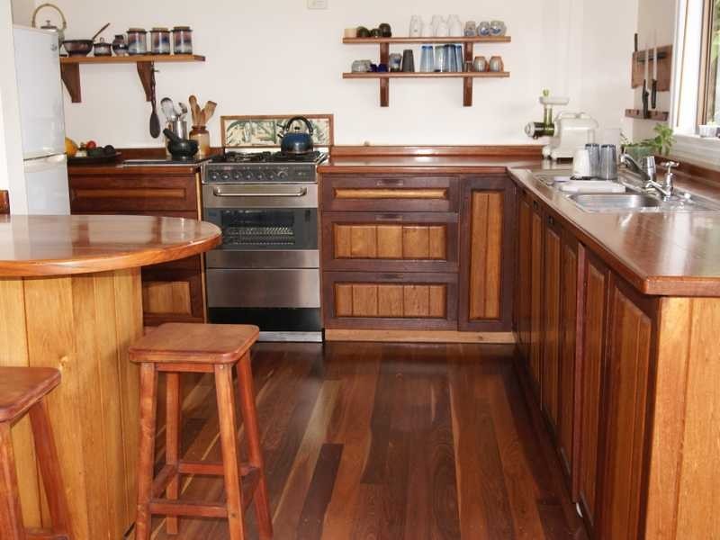 13 Goondooloo Drive, Ocean Shores NSW 2483