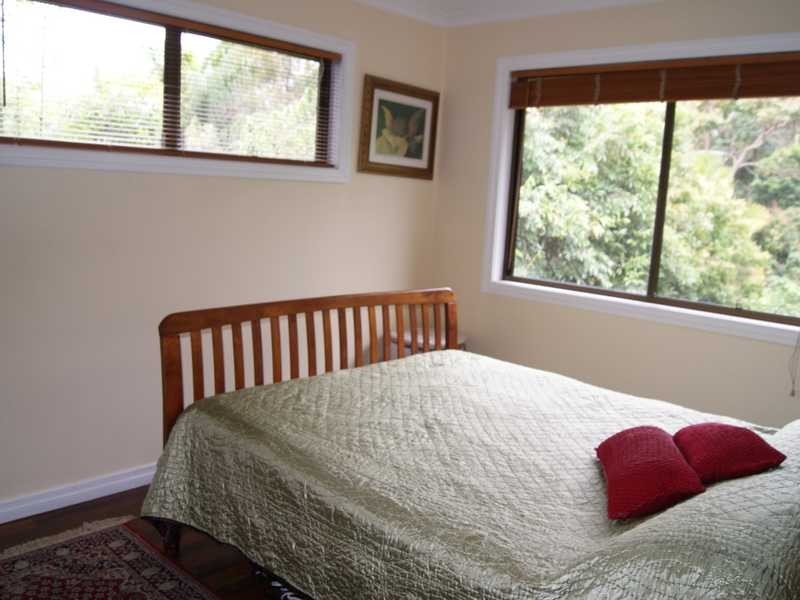 13 Goondooloo Drive, Ocean Shores NSW 2483