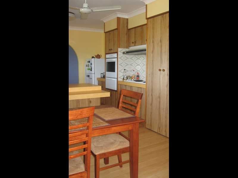 24 Wirruna Ave, Ocean Shores NSW 2483