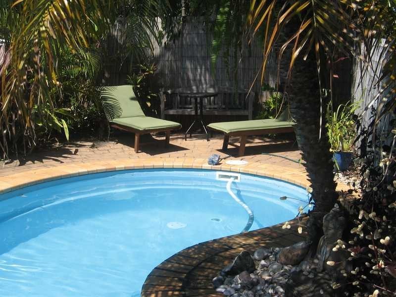 24 Wirruna Ave, Ocean Shores NSW 2483