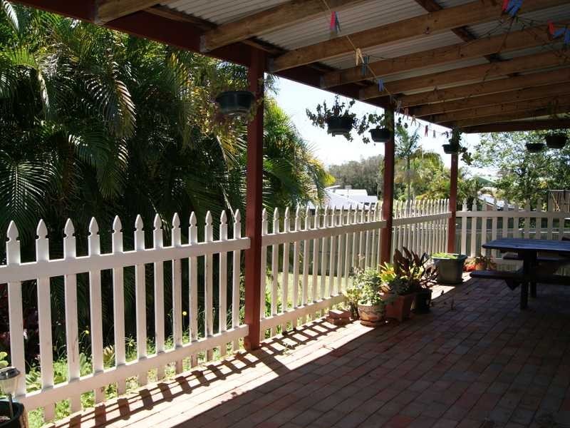 12 Yallakool Drive, Ocean Shores NSW 2483