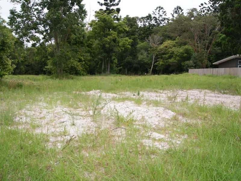 18 Boondoon Crescent, Ocean Shores NSW 2483