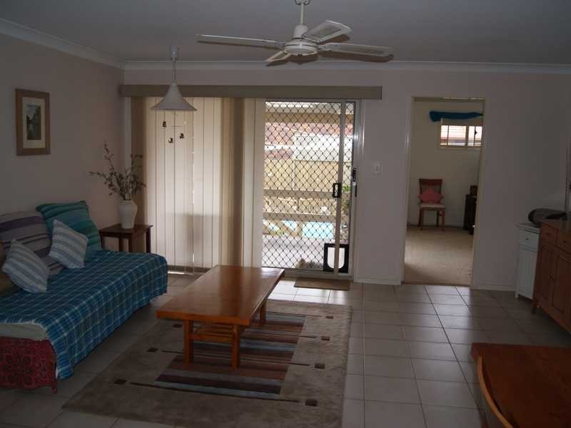 1 Bulgoon Crescent, Ocean Shores NSW 2483