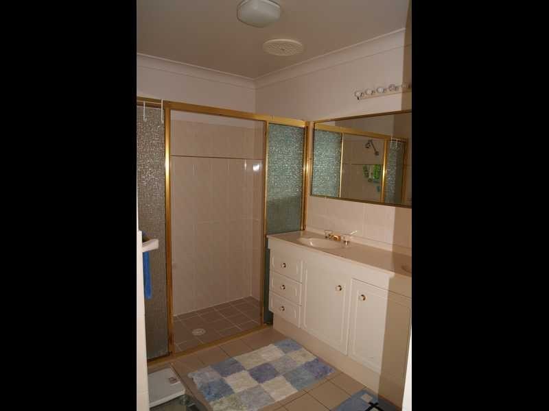 1 Bulgoon Crescent, Ocean Shores NSW 2483