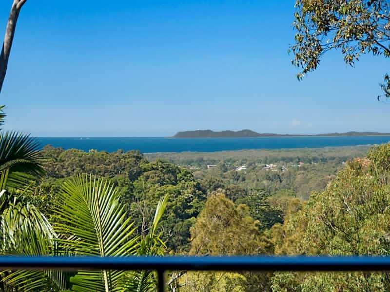 8 Weeronga Way (enter off Scanlons Lane), Ocean Shores NSW 2483