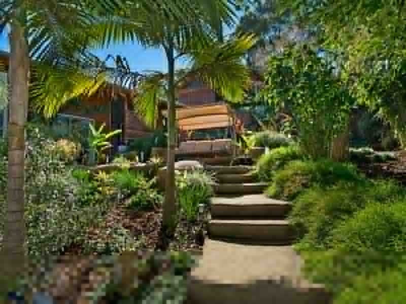 8 Weeronga Way (enter off Scanlons Lane), Ocean Shores NSW 2483