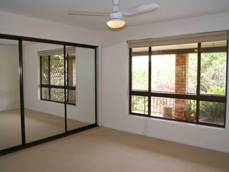 14 Walgooan Way, Ocean Shores NSW 2483