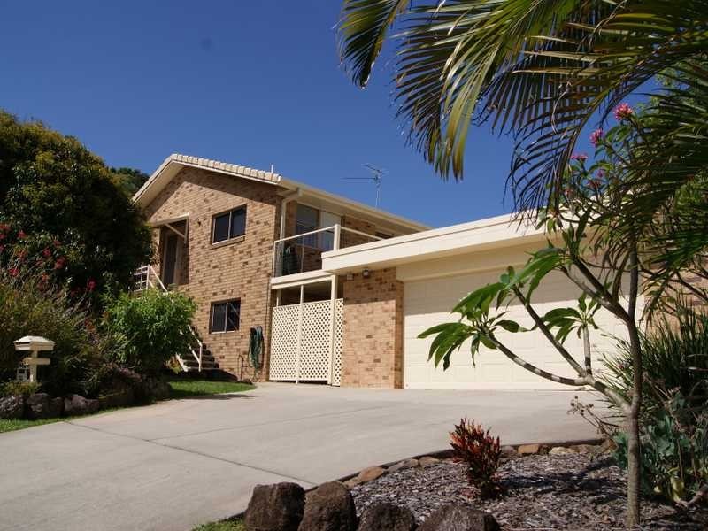 13 Putta Place, Ocean Shores NSW 2483