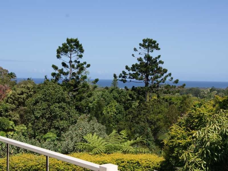 13 Putta Place, Ocean Shores NSW 2483