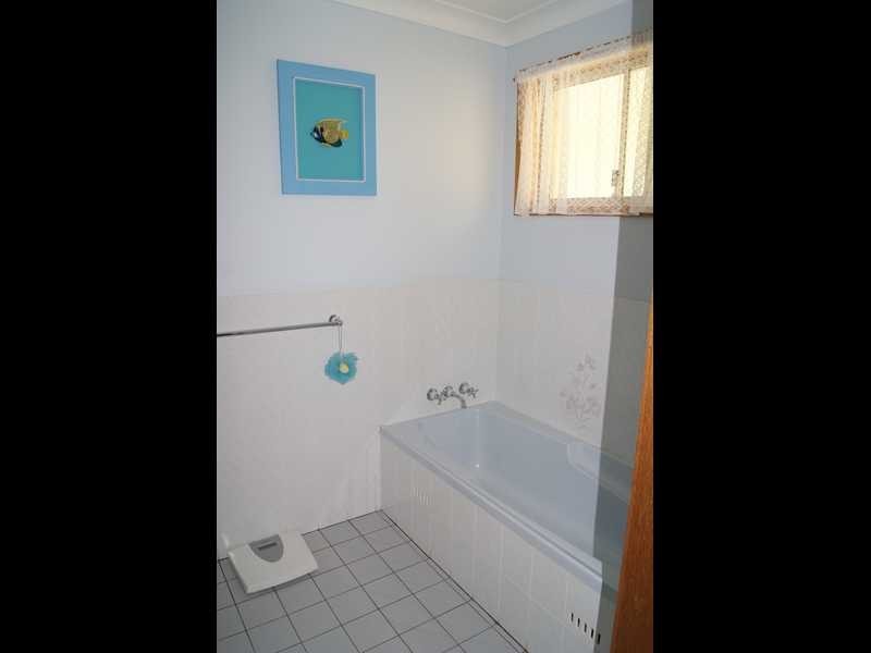 13 Putta Place, Ocean Shores NSW 2483