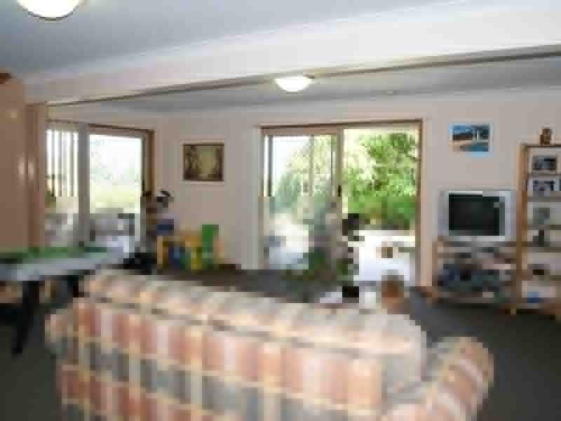 13 Putta Place, Ocean Shores NSW 2483