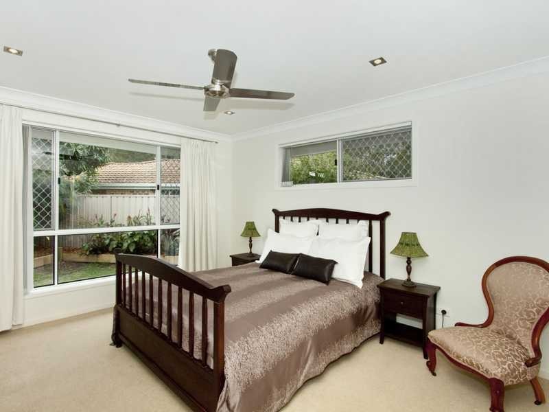 24 Berrimbillah Court, Ocean Shores NSW 2483