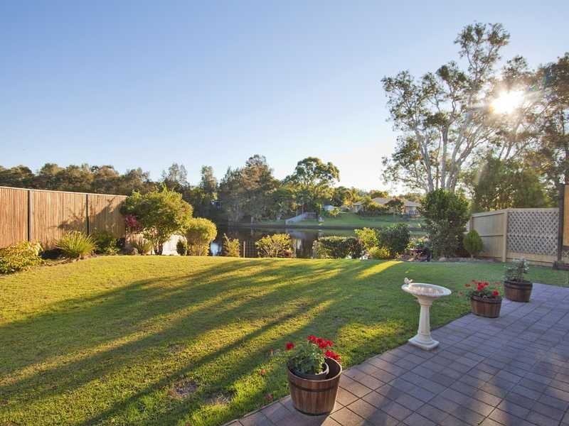 24 Berrimbillah Court, Ocean Shores NSW 2483