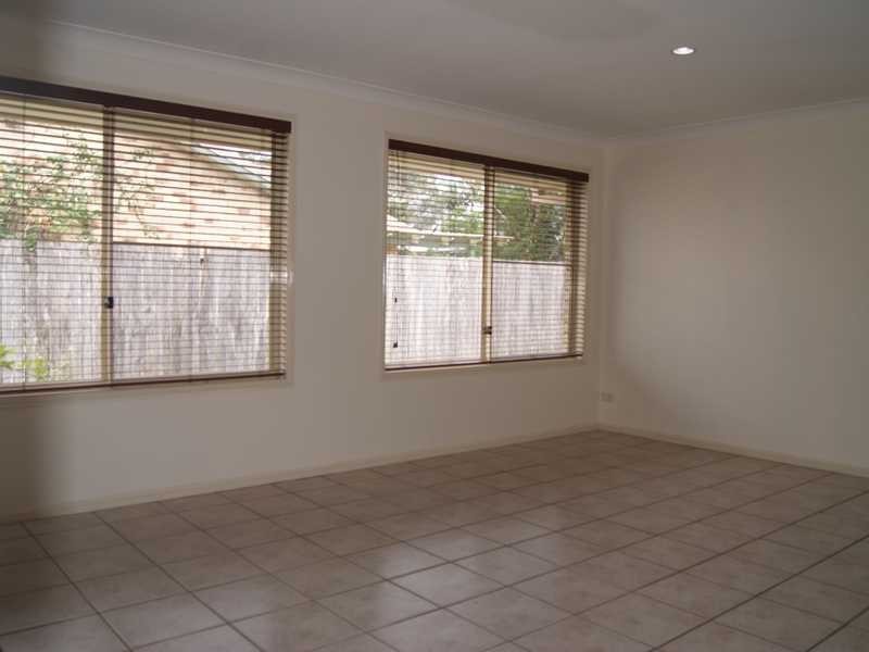 5 Eloura Court, Ocean Shores NSW 2483