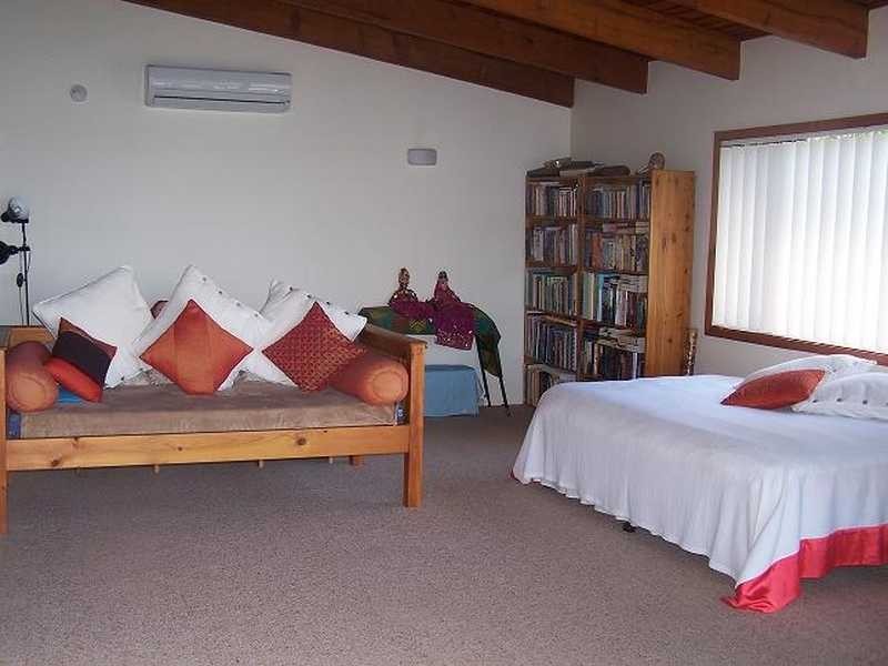 11 Goondooloo Drive, Ocean Shores NSW 2483