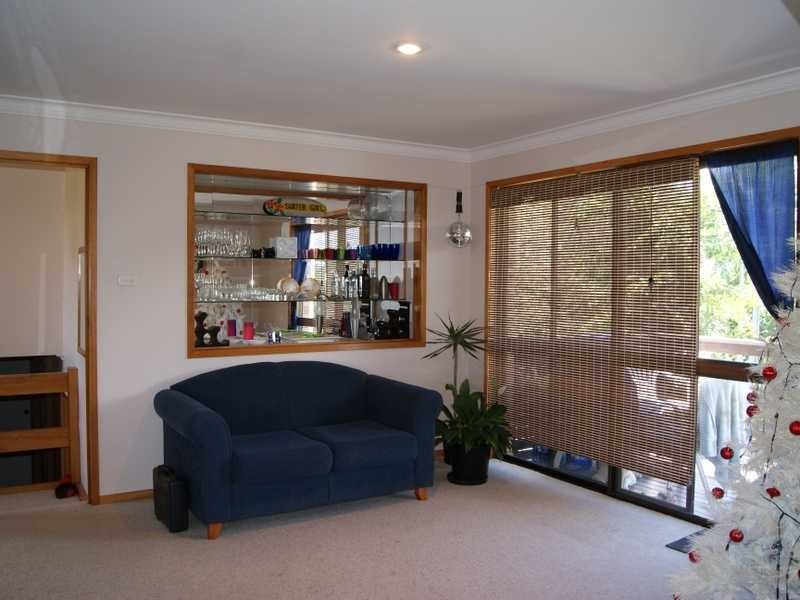 9 Gibingbell Close, Ocean Shores NSW 2483