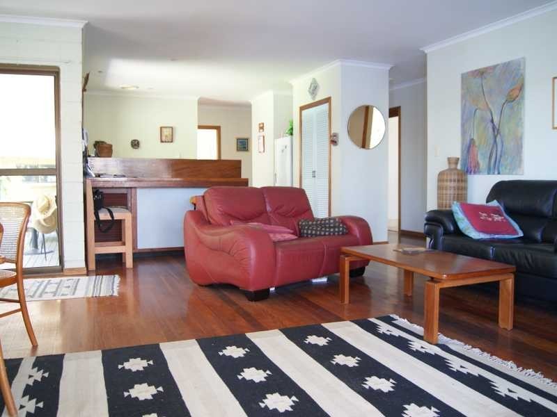 23 Berrimbillah Court, Ocean Shores NSW 2483