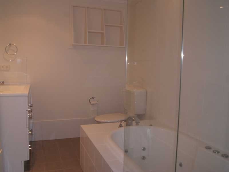 14 Goondooloo Drive, Ocean Shores NSW 2483