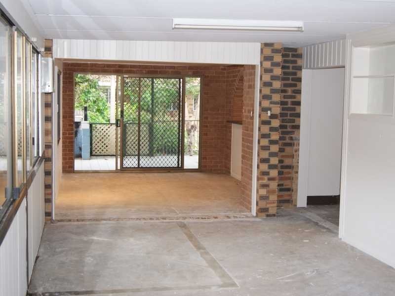 14 Goondooloo Drive, Ocean Shores NSW 2483