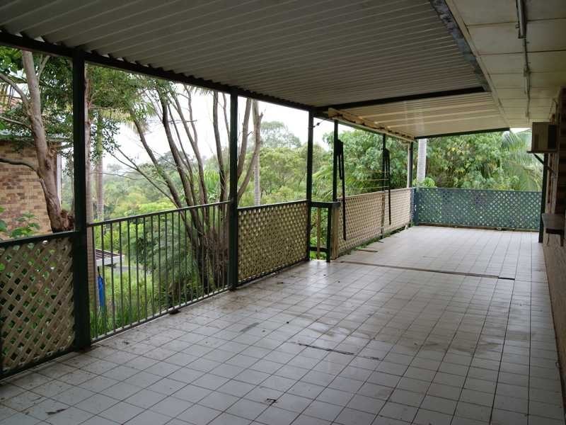 14 Goondooloo Drive, Ocean Shores NSW 2483