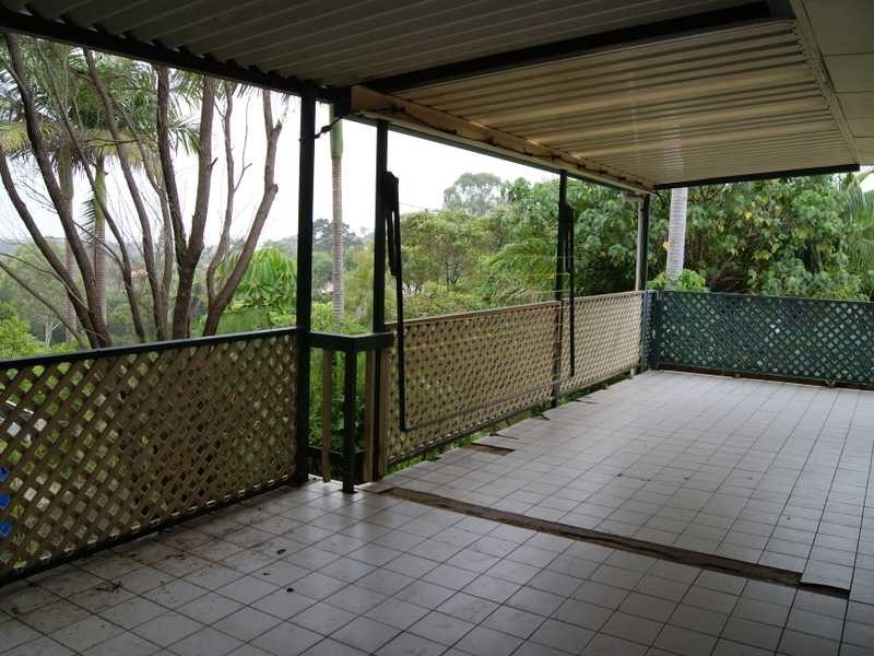 14 Goondooloo Drive, Ocean Shores NSW 2483