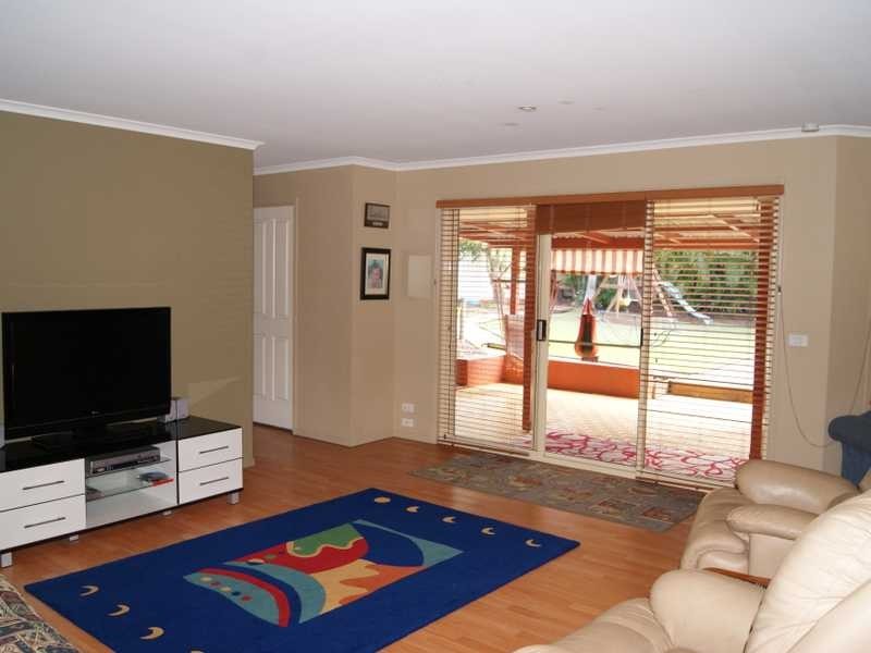 158 Shara Boulevarde, Ocean Shores NSW 2483