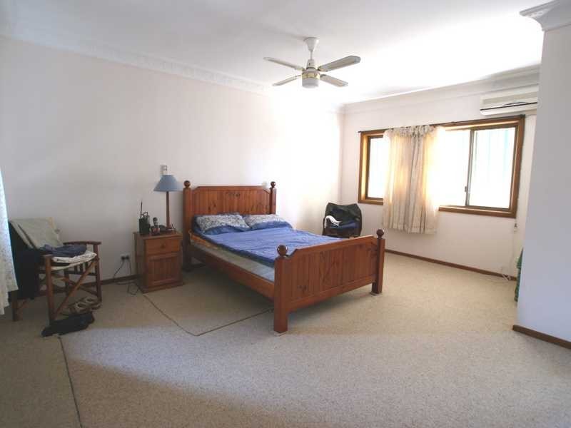 2 Wirruna Avenue, Ocean Shores NSW 2483