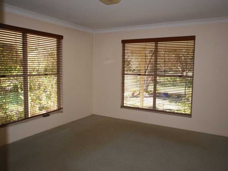 4 Rangal Road, Ocean Shores NSW 2483